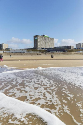  Beachhotel Zandvoort by Center Parcs  Зандвоорт